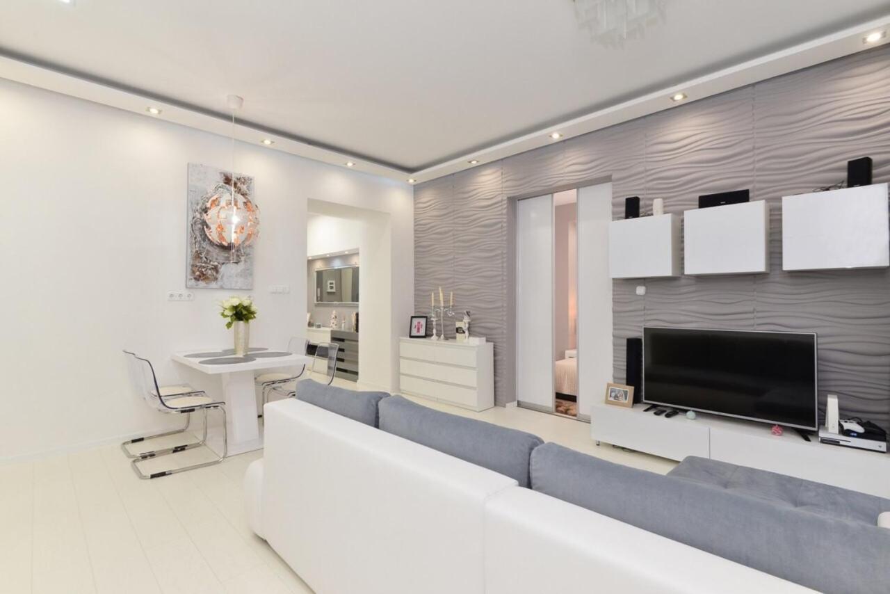 Grey Comfort 2br Near Keleti Apartamento *
